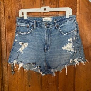 Abercrombie and Fitch high rise mom shorts